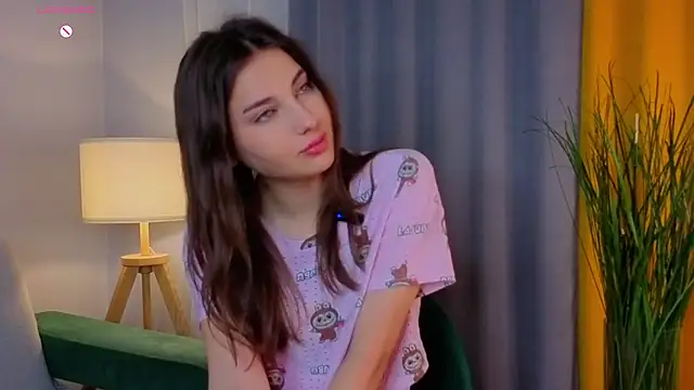 KateCahee online show from 11/24/25, 01:38