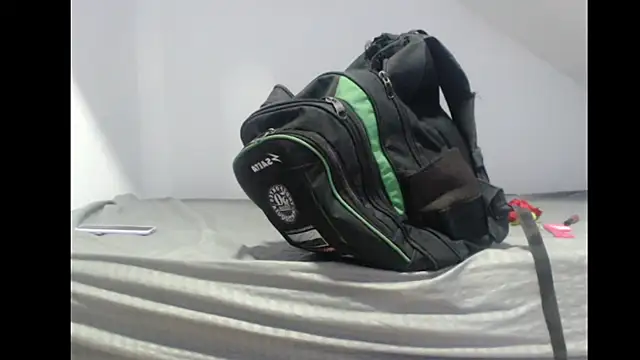 Snapshot of Debora_Cienfuegos25 chatting on 01/19/26, 02:10 Debora Cienfuegos25 online show from 01/19/26, 02:10