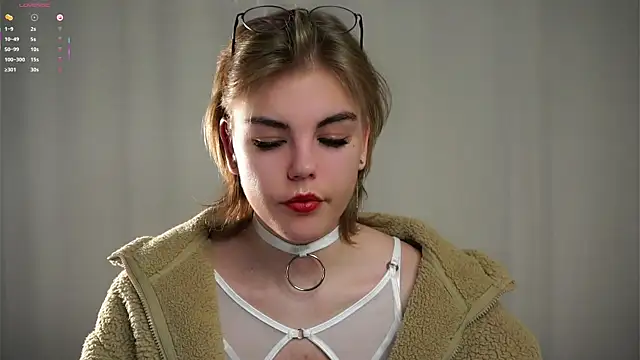 Snapshot of MelodyBaur chatting on 01/13/26, 12:21 MelodyBaur online show from 01/13/26, 12:21