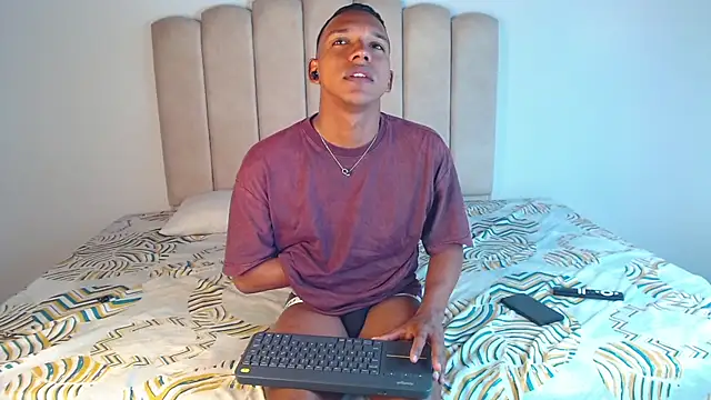 jaydenjhonson online show from 12/05/25, 08:05