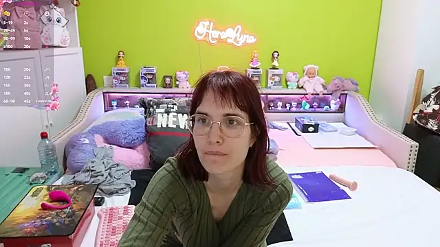 Snapshot of _HeraLuna_ chatting on 02/02/26, 10:08 HeraLuna online show from 02/02/26, 10:08