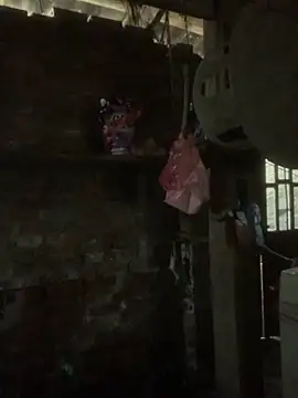 Snapshot of Lara-11 chatting on 12/04/25, 02:32 Lara-11 online show from 12/04/25, 02:32