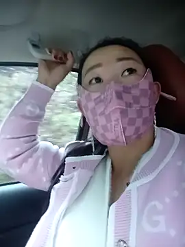 Snapshot of my-my2x chatting on 10/22/25, 11:37 my-my2x online show from 10/22/25, 11:37