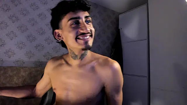 Mr Strike online show from 11/17/25, 03:01