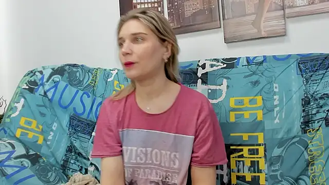 Tenderly Sophie online show from 02/19/26, 01:23