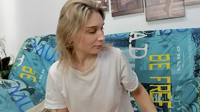 Tenderly Sophie online show from 02/21/26, 01:17