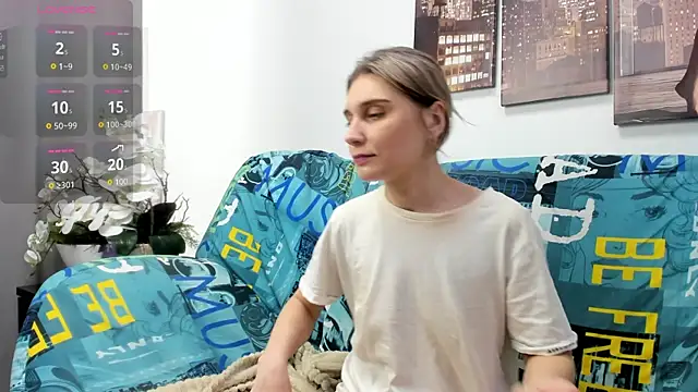 Tenderly Sophie online show from 04/13/26, 01:22