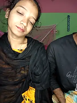 Snapshot of CoupleShow_432 chatting on 02/27/26, 05:13 CoupleShow 432 online show from 02/27/26, 05:13