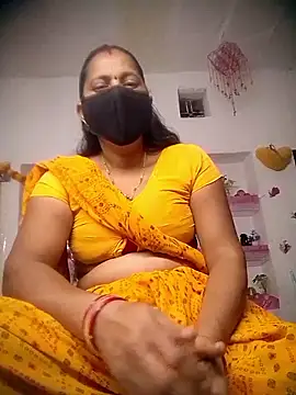 QRESABABY online show from 10/26/25, 04:46