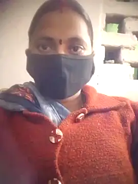 QRESABABY online show from 10/30/25, 01:01