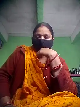 QRESABABY online show from 11/12/25, 10:37