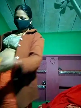 QRESABABY online show from 11/27/25, 01:18