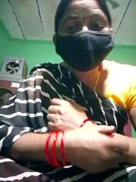 QRESABABY online show from 11/28/25, 06:27