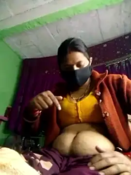 QRESABABY online show from 12/02/25, 12:49