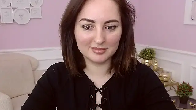 NoraSimons online show from 03/25/26, 06:30