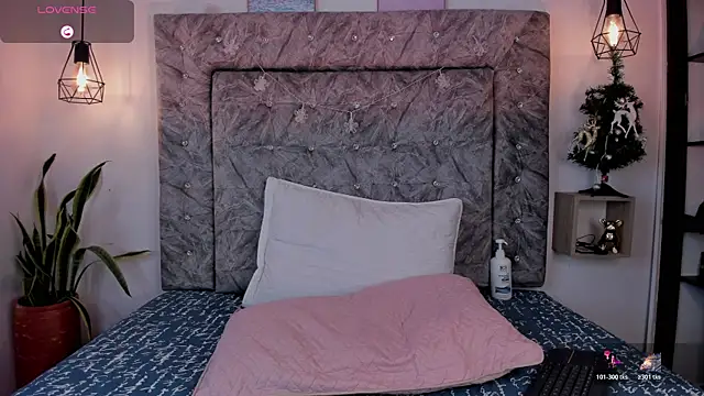 Amatista desire online show from 12/19/25, 12:23