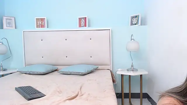 SusanWilliams  online show from 11/25/25, 11:10