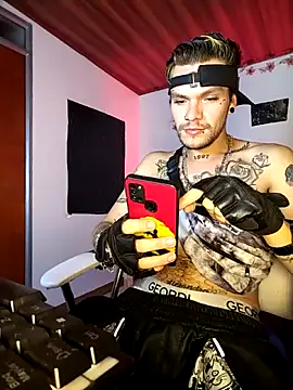 AlickBeliel online show from 04/23/26, 06:32