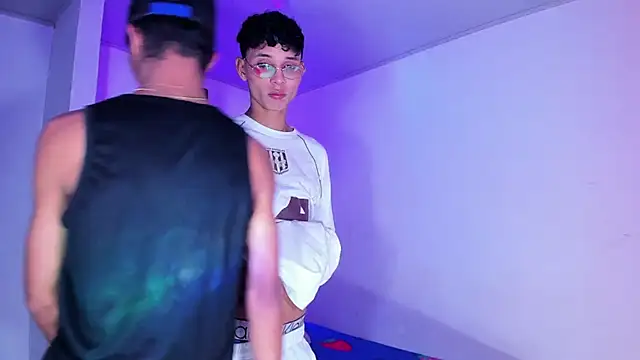 boyswantingplay online show from 02/06/26, 07:34