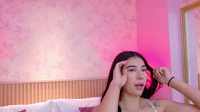 AdelineJhones online show from 12/17/25, 02:23