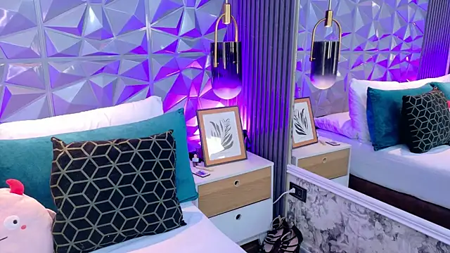 Snapshot of AdelineJhones chatting on 05/03/26, 02:12 AdelineJhones online show from 05/03/26, 02:12