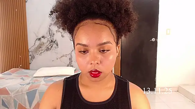 rosselyn  online show from 11/13/25, 07:46