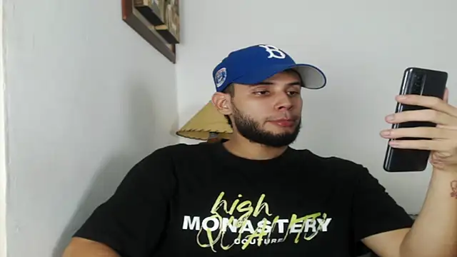 Maxcole 07 online show from 11/06/25, 11:26