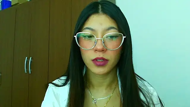 Snapshot of LissyM chatting on 11/05/25, 03:45 LissyM online show from 11/05/25, 03:45