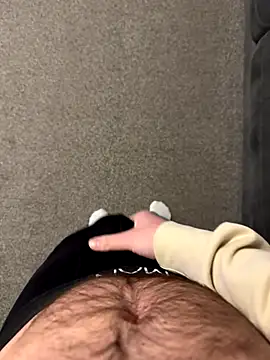 Snapshot of sevenisthemagicnum chatting on 12/22/25, 10:07 sevenisthemagicnum online show from 12/22/25, 10:07