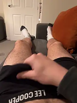 Snapshot of sevenisthemagicnum chatting on 02/14/26, 09:33 sevenisthemagicnum online show from 02/14/26, 09:33