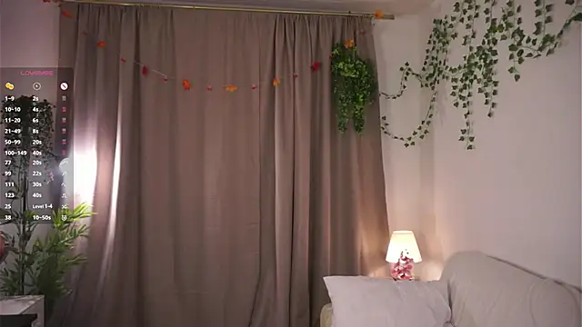 Snapshot of KissyCloud chatting on 11/30/25, 09:35 KissyCloud online show from 11/30/25, 09:35