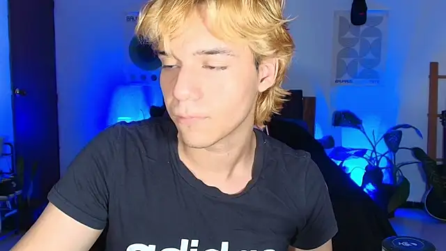 Snapshot of Habel__moretti chatting on 02/27/26, 07:58 Habel moretti online show from 02/27/26, 07:58