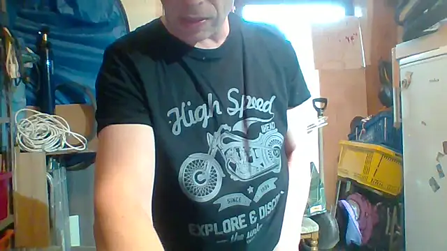 tommy3300 online show from 04/12/26, 05:45