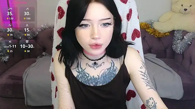 Emma Kirks online show from 12/23/25, 10:35