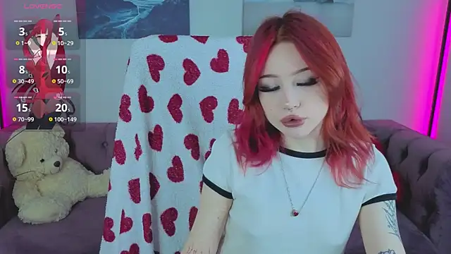 Snapshot of Emma_Kirks chatting on 05/04/26, 12:34 Emma Kirks online show from 05/04/26, 12:34
