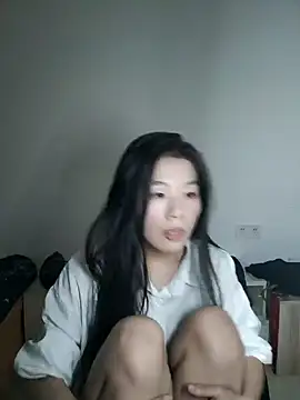 Snapshot of yuanbaby_x chatting on 10/30/25, 03:24 yuanbaby x online show from 10/30/25, 03:24