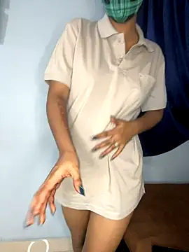 Cute Marina online show from 10/29/25, 05:14