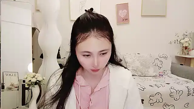 yuyan3929 online show from 12/17/25, 01:33