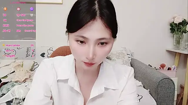 Snapshot of yuyan3929 chatting on 05/30/26, 02:14 yuyan3929 online show from 05/30/26, 02:14