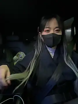 vivi-tara online show from 11/30/25, 11:03