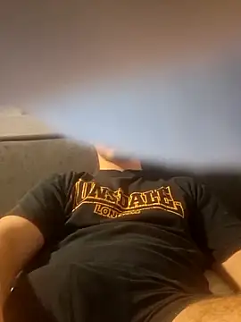 Snapshot of h-4-7 chatting on 03/23/26, 12:03 h-4-7 online show from 03/23/26, 12:03