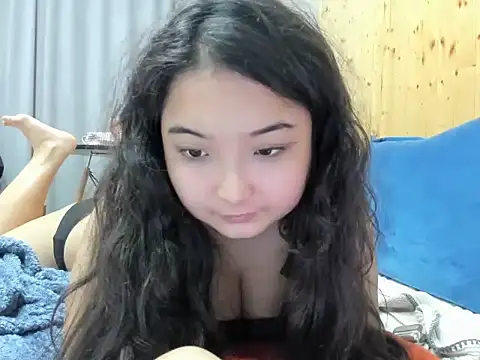 miomyao online show from 10/24/25, 02:35