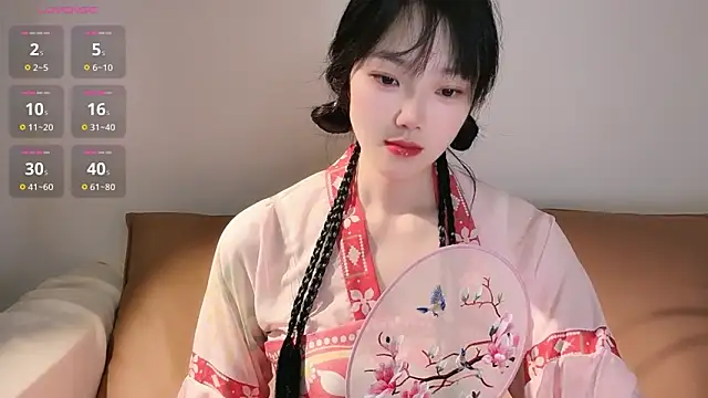 upoo7lt online show from 04/24/26, 02:25