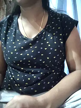 Ezabelljohn online show from 04/10/26, 08:52