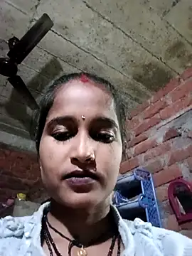 Snapshot of Hot_princess_1 chatting on 10/30/25, 05:24 Hot princess 1 online show from 10/30/25, 05:24