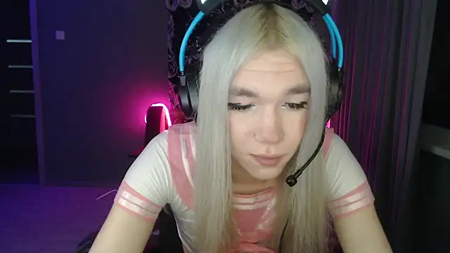 Snapshot of stiff_boys chatting on 11/28/25, 06:54 stiff boys online show from 11/28/25, 06:54