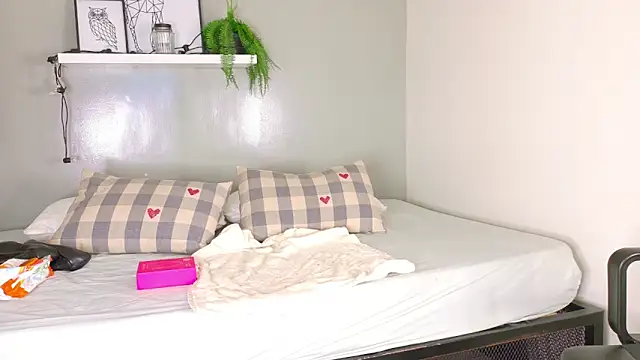 SeleneGibson   online show from 04/02/26, 07:22