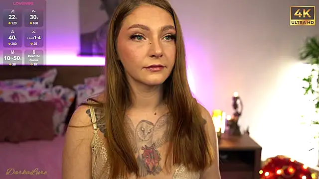 Snapshot of Dark_aLure chatting on 11/19/25, 06:30 Dark aLure online show from 11/19/25, 06:30