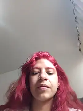 Snapshot of Lunatemptress4 chatting on 12/05/25, 12:03 Lunatemptress4 online show from 12/05/25, 12:03