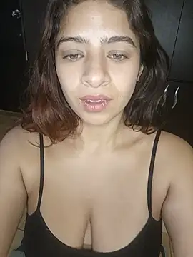 Snapshot of Lunatemptress4 chatting on 06/23/26, 03:54 Lunatemptress4 online show from 06/23/26, 03:54